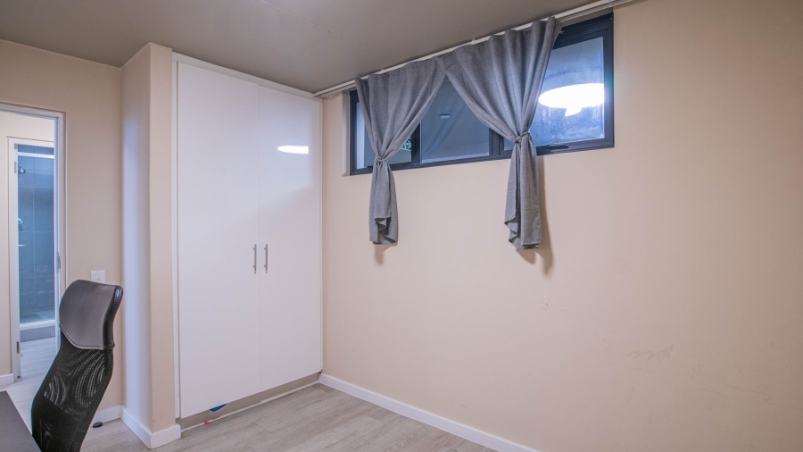2 Bedroom Property for Sale in Observatory Western Cape